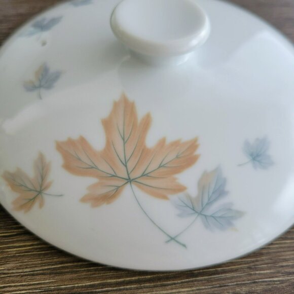 Vintage Noritake Maplewood 3 Qt. Round Covered Casserole Blue & Tan Autumn Leave - Picture 5 of 14